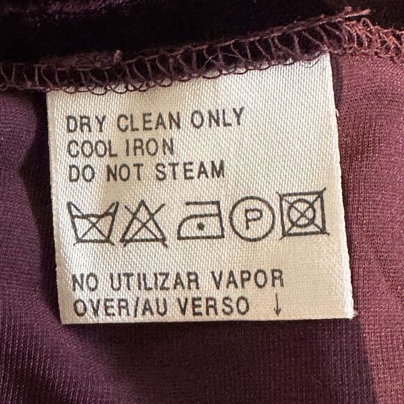 Elizabeth by Liz Claiborne Velvet Top Women's Size 22 Maroon Long Sleeve - Picture 11 of 11